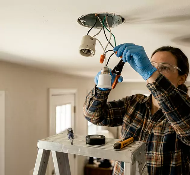 Professional Light Socket Replacement: Your Local Fixture Repair Team in Murfreesboro, TN
